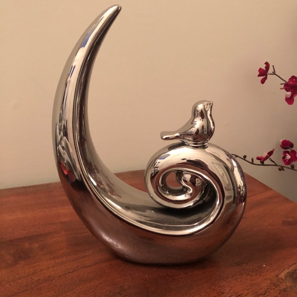 Tabletop Decor - Picture 1 of 4